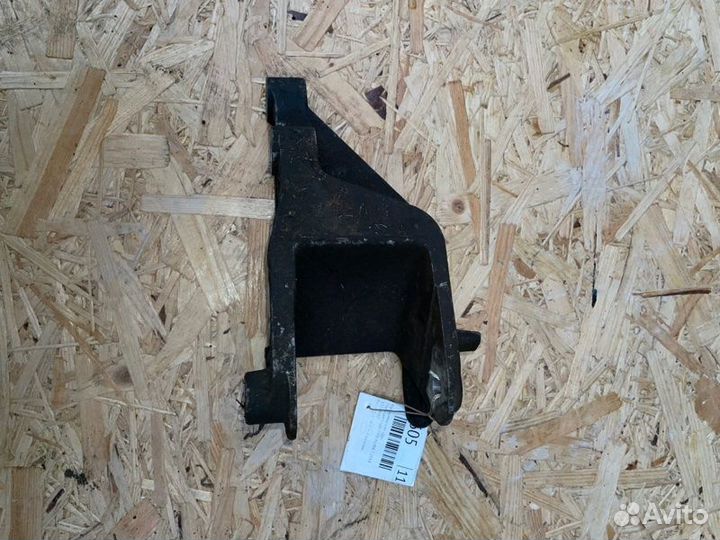 Кронштейн АКПП задний Chevrolet Cruze J300 A14NET