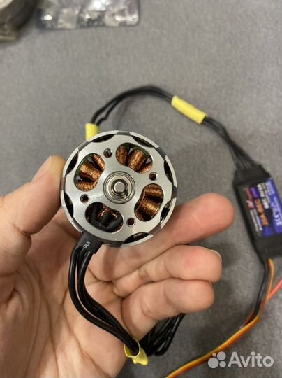 Двигатель бесколлекторный T-motor MN3510-25 KV360