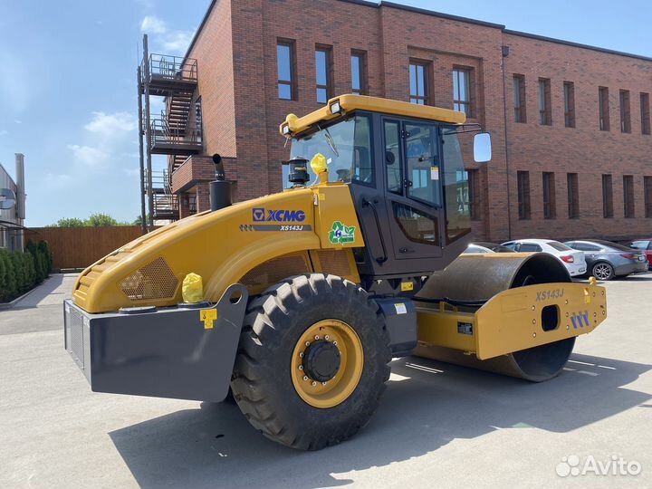 Дорожный каток XCMG XS143J, 2024