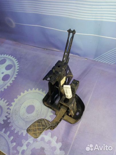 Педальный узел Volkswagen Bora/Golf 4