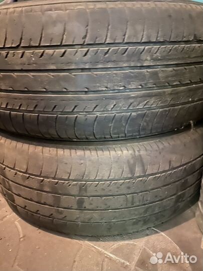 Yokohama BluEarth E70 215/55 R17