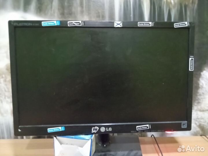 Монитор LG