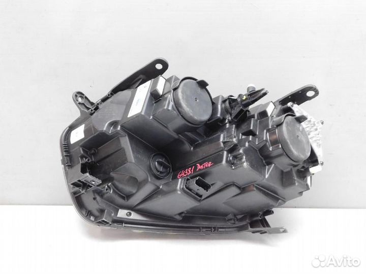 Фара правая Renault Duster