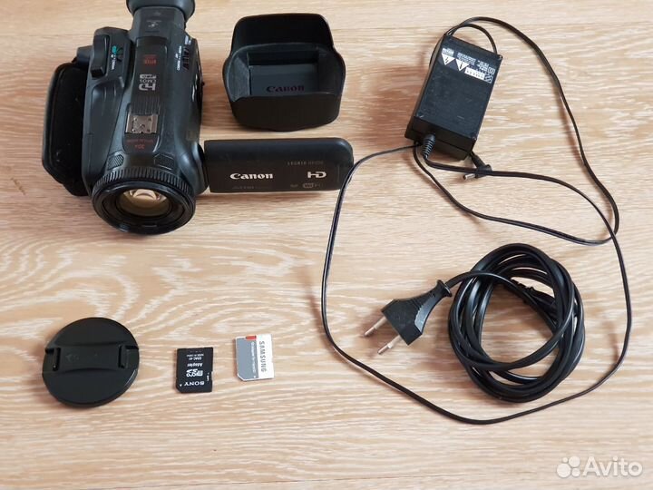 Видеокамера Canon legria hf g30