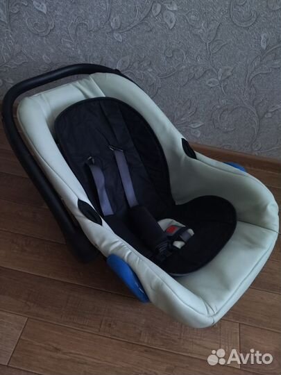 Детская коляска 3 в 1