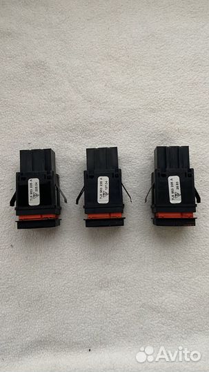 Кнопка аварийной остановки Porsche Cayenne 955