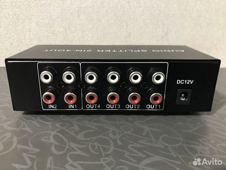 Звуковой аудио разветвитель 2х4 RCA splitter новый