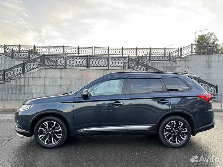 Mitsubishi Outlander 2.0 CVT, 2021, 23 000 км