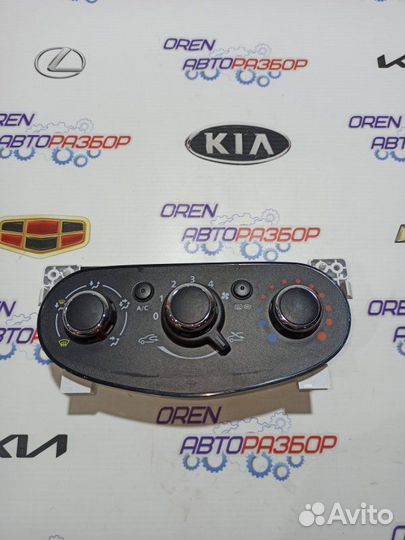 Блок управления климат-контролем Nissan Terrano