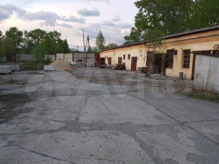 Здание, 272.6 м²