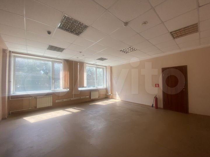 Офис, 70.8 м² (2 кабинета) 2 этаж