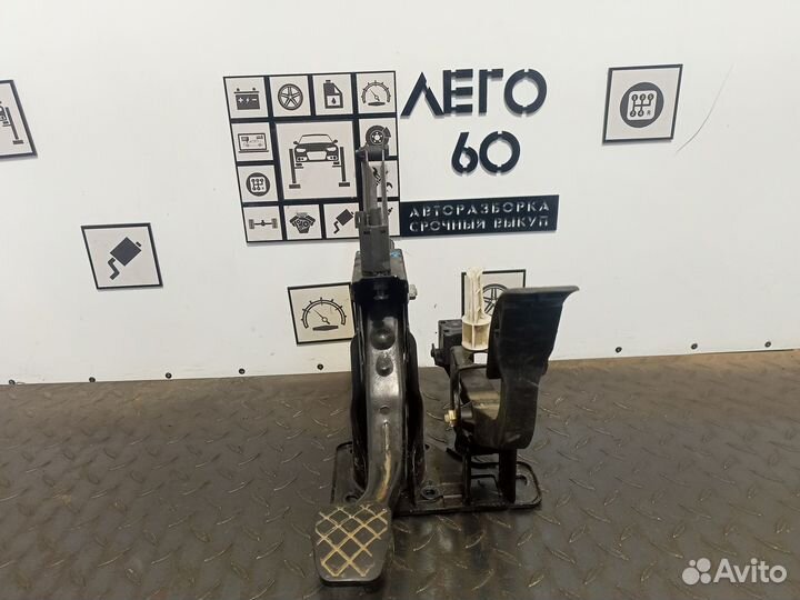 Педальный узел для VW Golf 4 / Bora