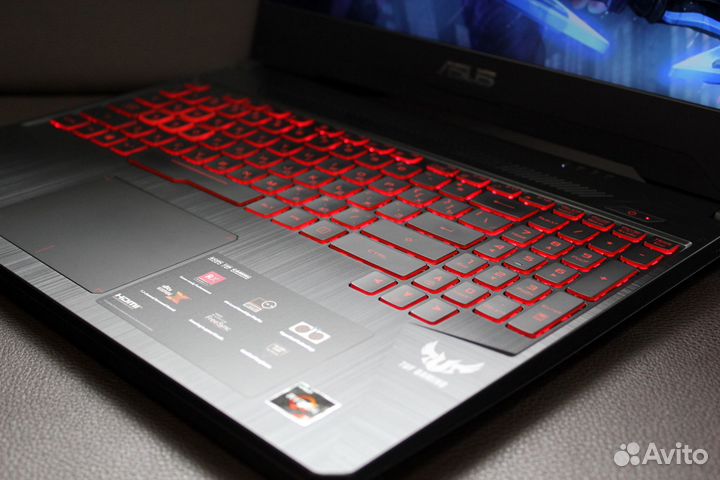 Игровой Asus TUF 8Gb/SSD/RX560X/Ryzen3550H