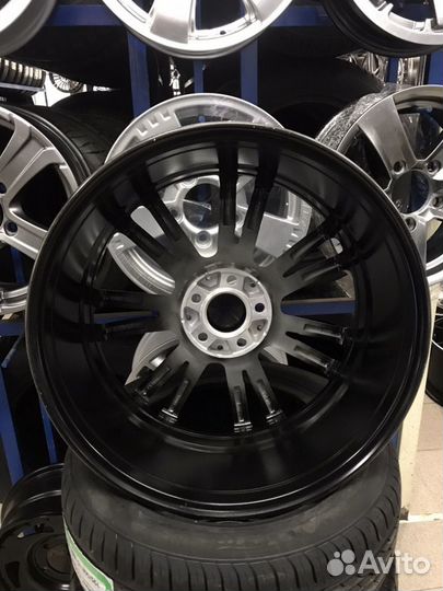 BMW стиль M706 r19 разноширокие 8.5 и 9.5 G12, G11