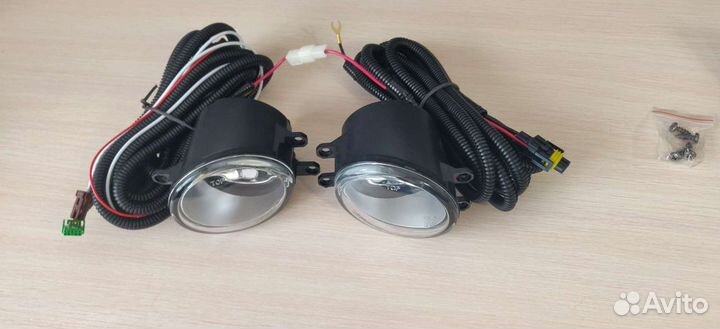 Противотуманные фары Toyota Camry 09-11