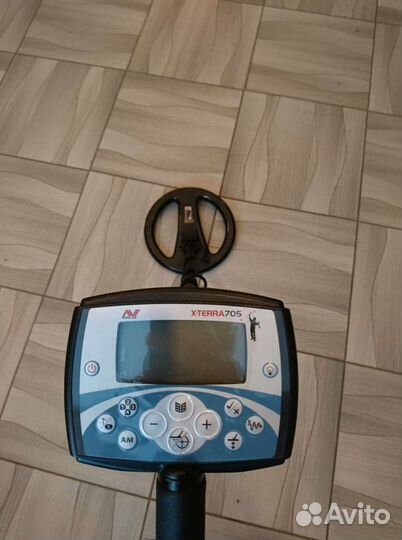 Металлоискатель Minelab X-Terra 705