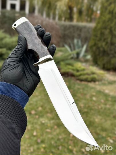 Нож в подарок мужчине