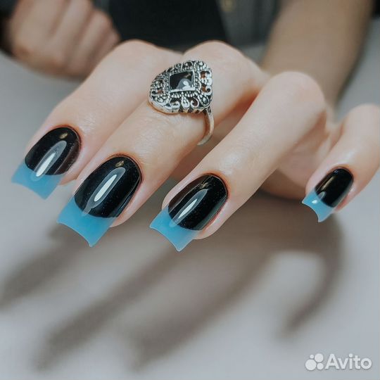 Маникюр педикюр