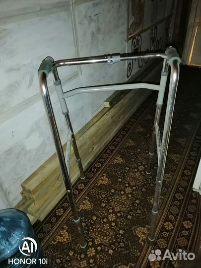 Инвалидная коляска