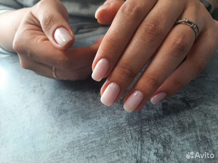 Маникюр с покрытием гель лаком