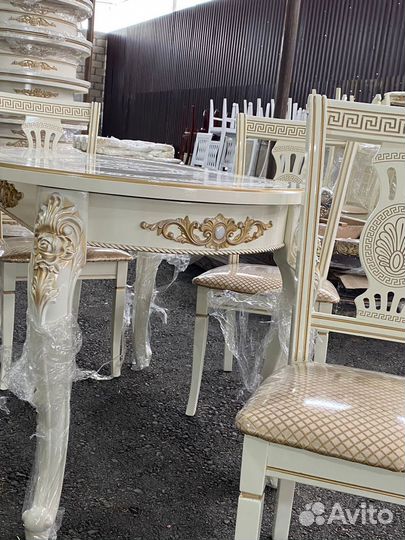 Стол и Стулья