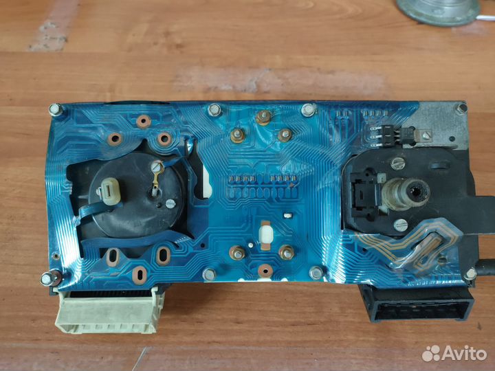 Щиток приборов vw passat b2