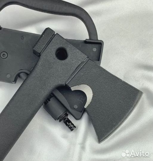 Походный многофункциональный топор