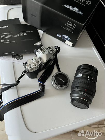Olympus om d e m10 mark iii +2 обьектива