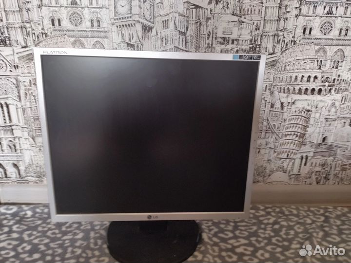 Монитор LG flatron l1953s