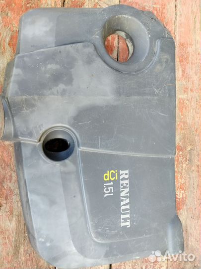 Renault пластик на мотор