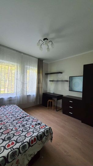 Комната 12 м² в 4-к., 1/5 эт.