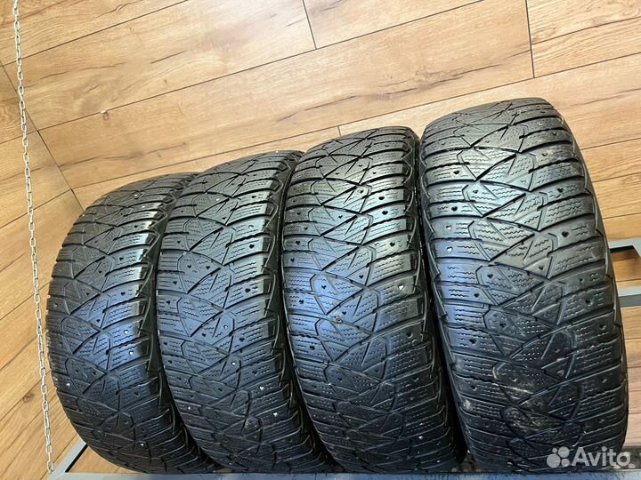 Dunlop Ice Touch 205/55 R16 94T