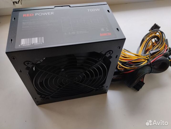 Новый блок питания ATX Azerty RP-700V1 (700W)