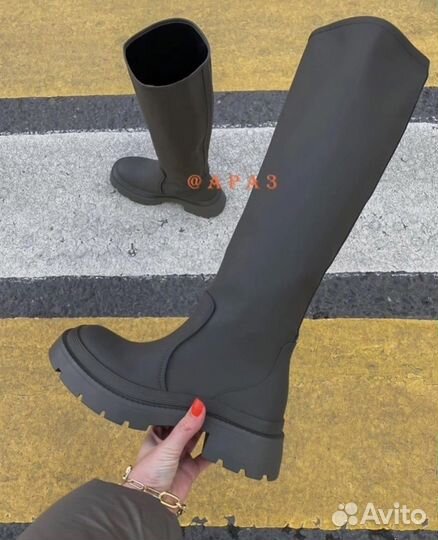 Сапоги женские