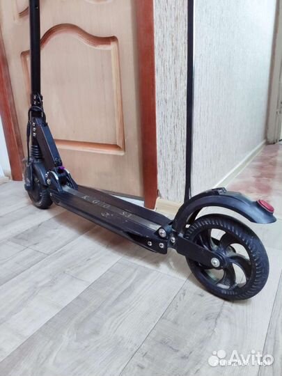 Продам электросамокат. Б/У kugo 3s