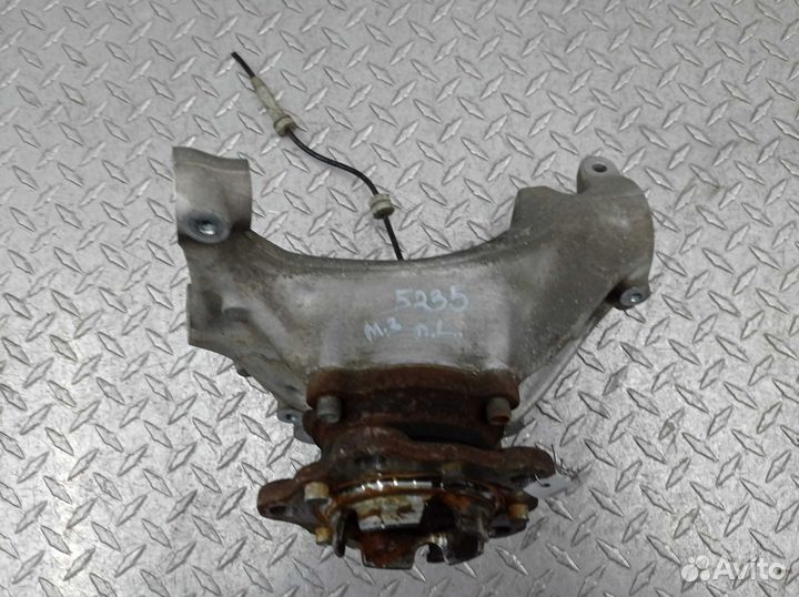 Кулак поворотный левый BMW 3-Series F80 2284001