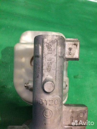 Главный тормозной цилиндр Крайслер 300С