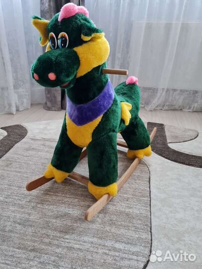 Детская игрушка качалка