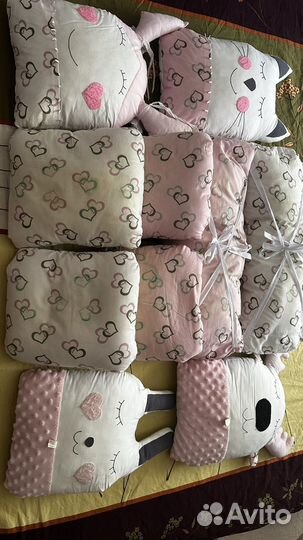 Бортики подушки в кроватку