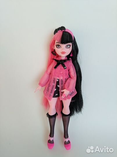 Monster High Draculaura Day Out