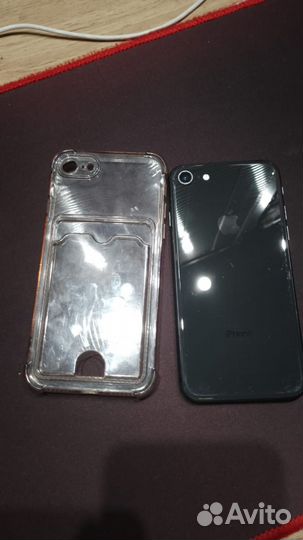 iPhone 8, 64 ГБ