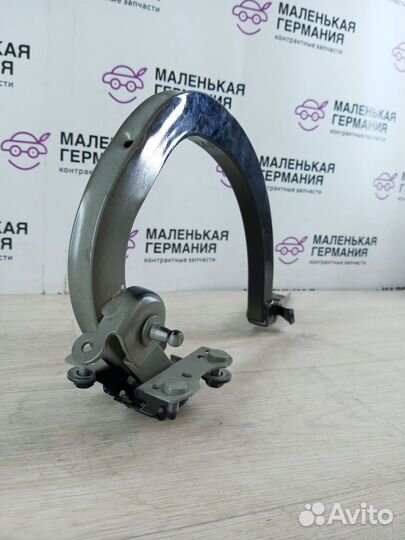 Петля крышки багажника правая BMW M5 F90 2019