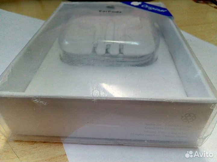 Earpods with remote and mic