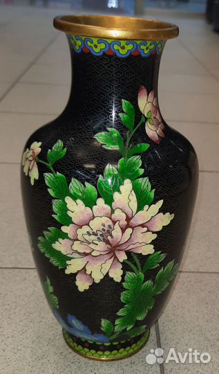 Тортница, ваза клуазоне, рюмки, блюдо гдр и др