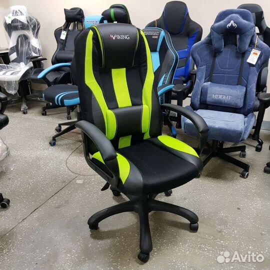 Компьютерное игровое кресло