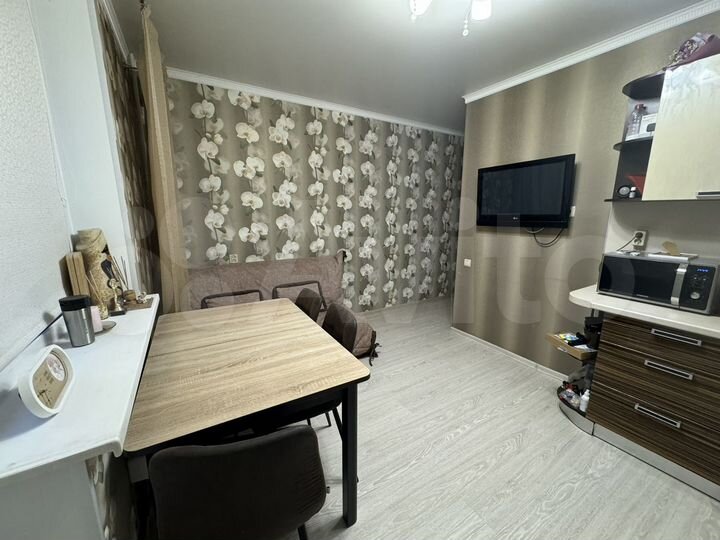 2-к. квартира, 66 м², 3/10 эт.