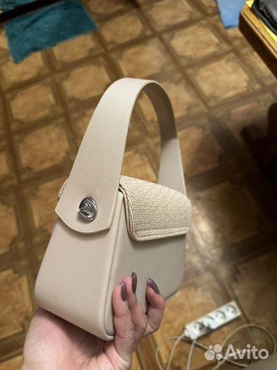 Сумка бежевая