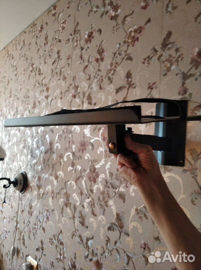 Кронштейн для телевизора