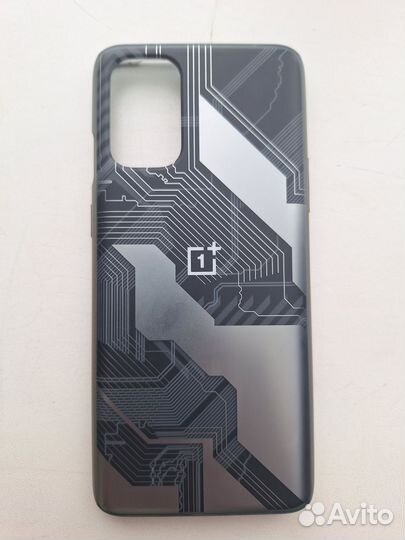 Чехлы на OnePlus 9r