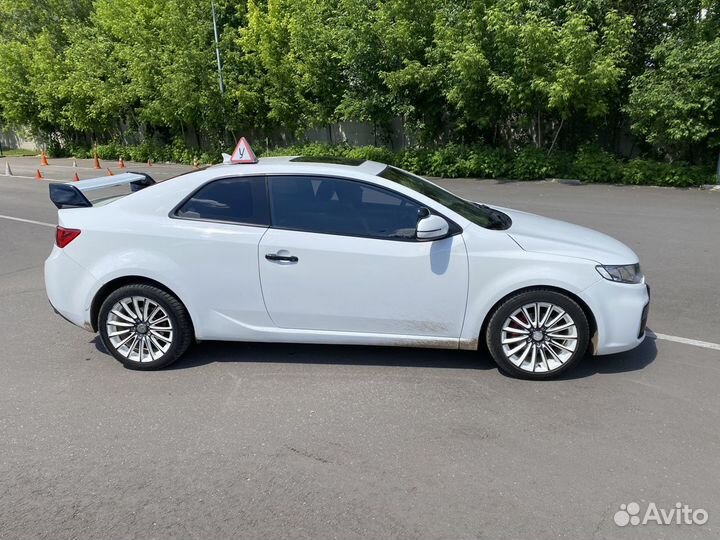 Инструктор по вождению на АКПП